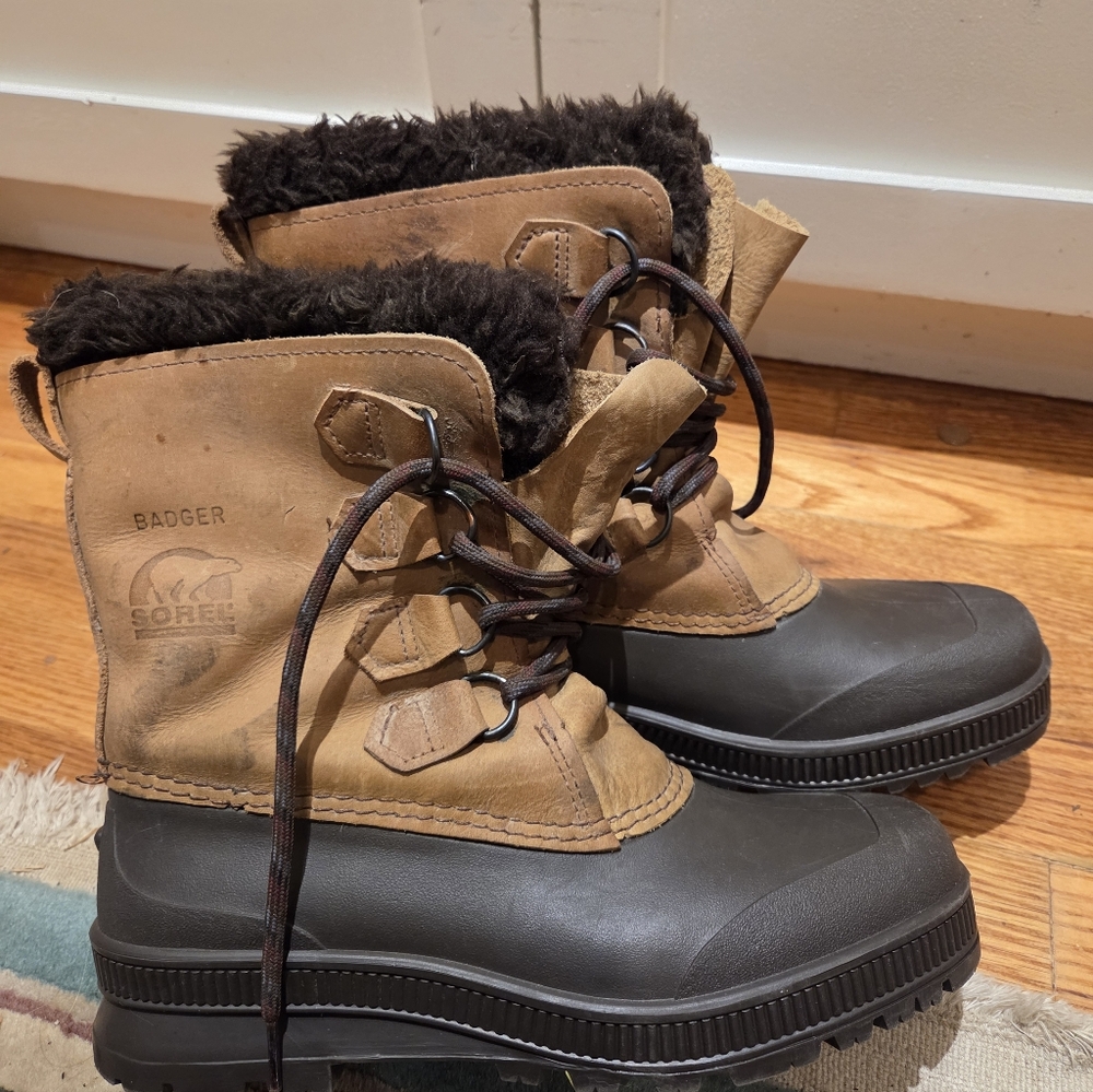 Sorel Badger women's winter boots snow size 10 brown tan